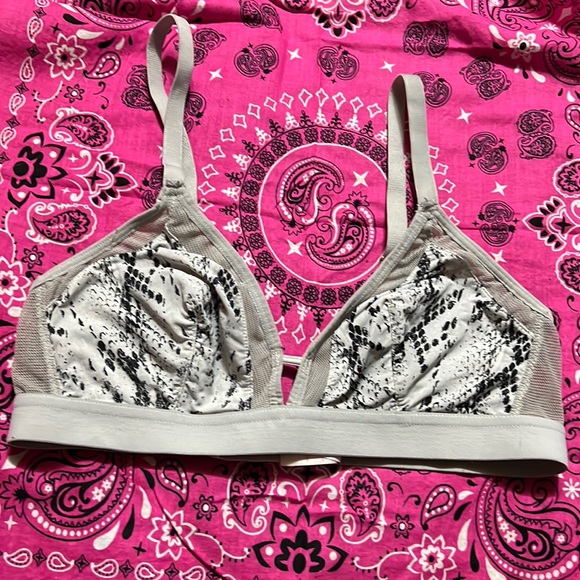 No Boundaries Other - No boundaries bralette